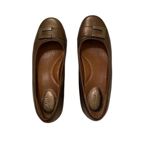 Clark’s Artisan Metallic Bronze Wedge Flats Size 6 1/2 M - Picture 5 of 9